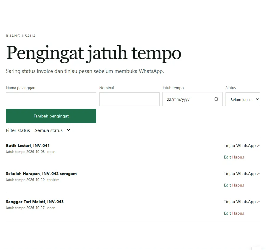 Tangkapan layar alat Pengingat jatuh tempo Neracaku berisi tiga invoice: Butik Lestari INV-041 jatuh tempo 8 Oktober 2026 status open, Sekolah Harapan INV-042 seragam jatuh tempo 20 Oktober 2026 status terkirim, Sanggar Tari Melati INV-043 jatuh tempo 27 Oktober 2026 status open, masing-masing dengan tombol Tinjau WhatsApp